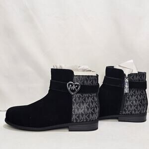 Michael Kors Little Girls Emma Heart Print Detail Booties Size 2 NWT